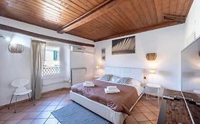 Tora Florence Apartment